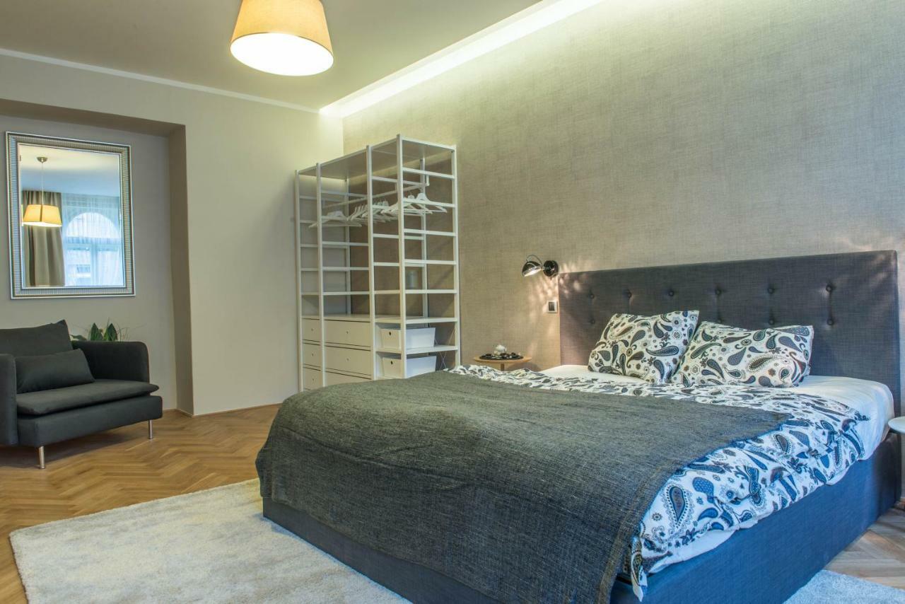 Exclusive 3 Bedroom Top-Notch Flat, Great Location Praga Esterno foto